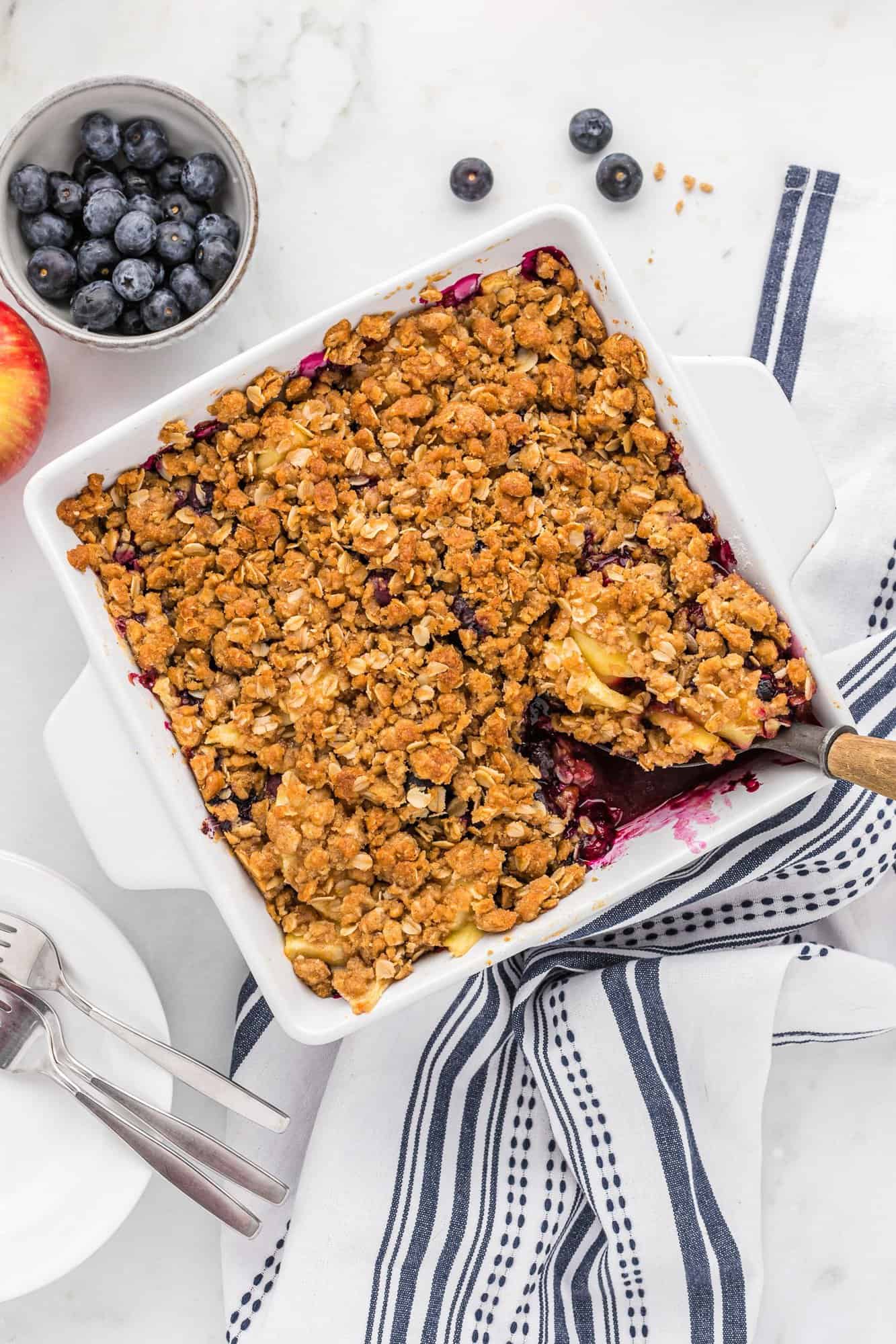 Cooked apple blueberry crisp.