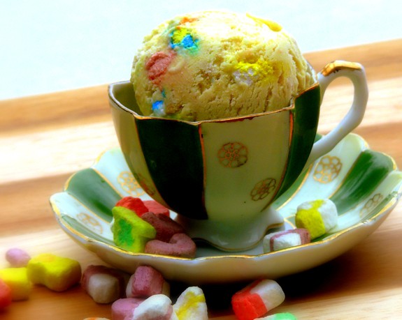 Lucky Charms Ice Cream from NoblePig.com