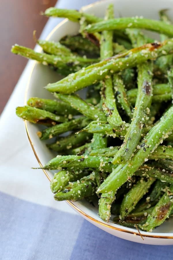 Roasted Green Beans with Parmesan and Basil | Appetizing Side Dishes For Chicken You'll Love | Homemade Recipes