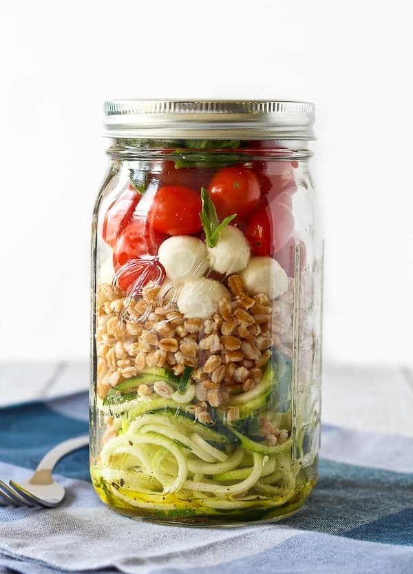 10 Mason Jar Lunches to Have on Hand