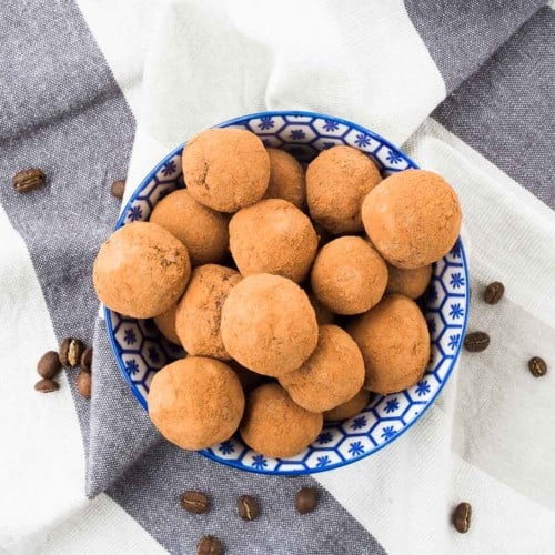 These chocolate protein balls will satisfy your chocolate cravings without a sugar crash later and will give you energy to get through your afternoon! Get the easy snack recipe on RachelCooks.com!