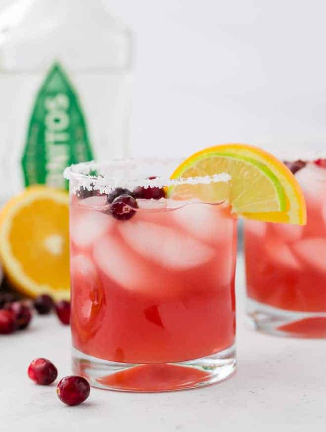 This cranberry margarita recipe is a festive addition to your Thanksgiving or Christmas menu, but is 100% delicious all year round!