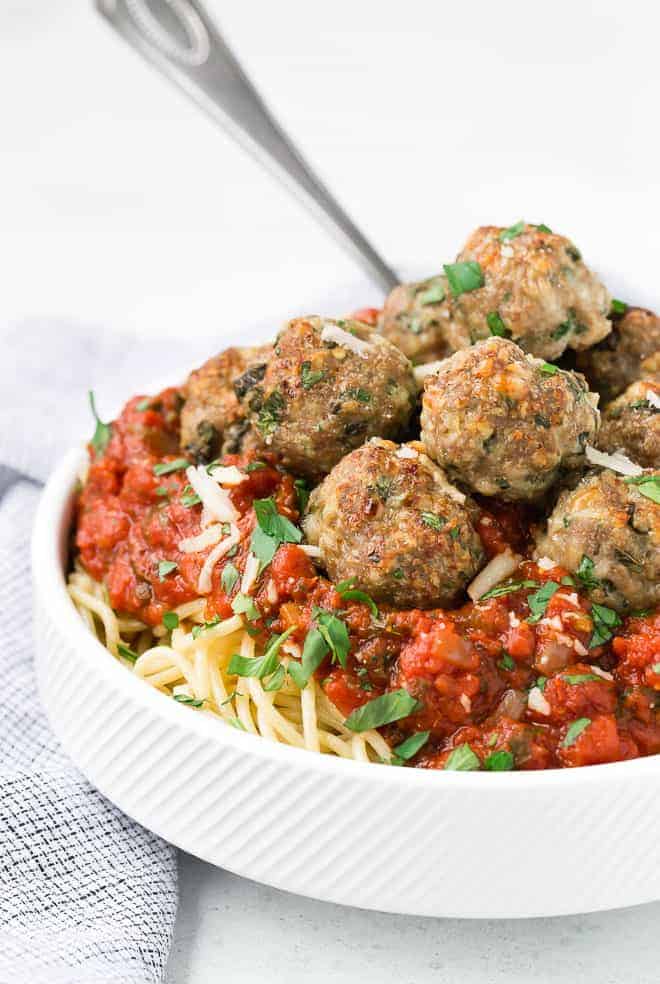 Image of spaghetti and meatballs in a bowl