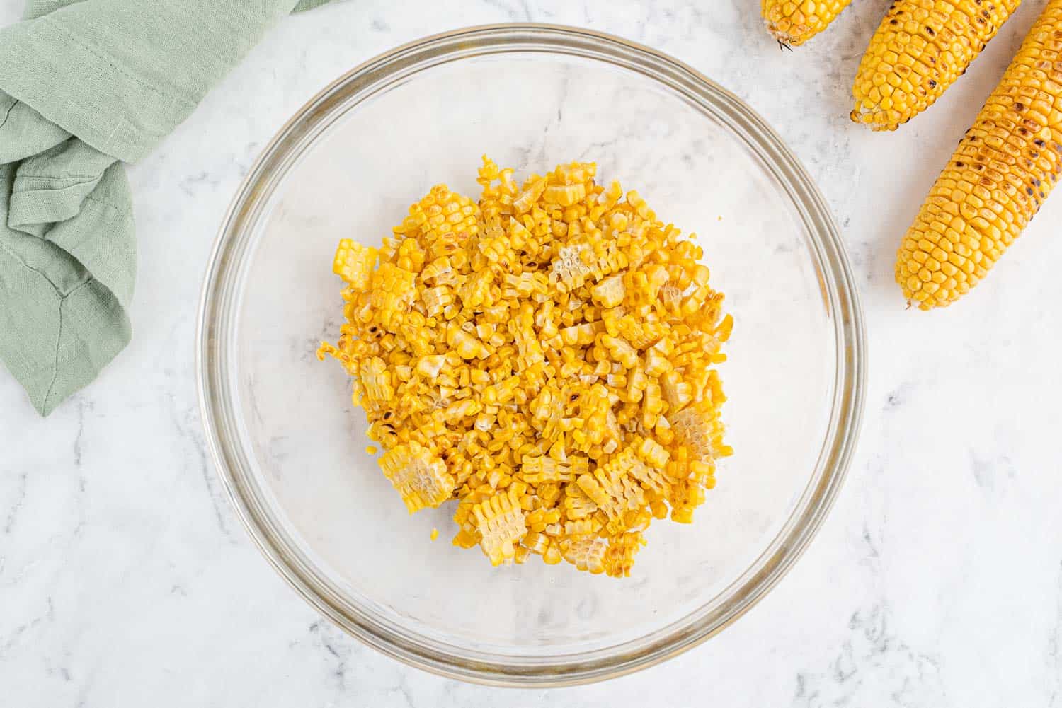 Cooked corn in a bowl.