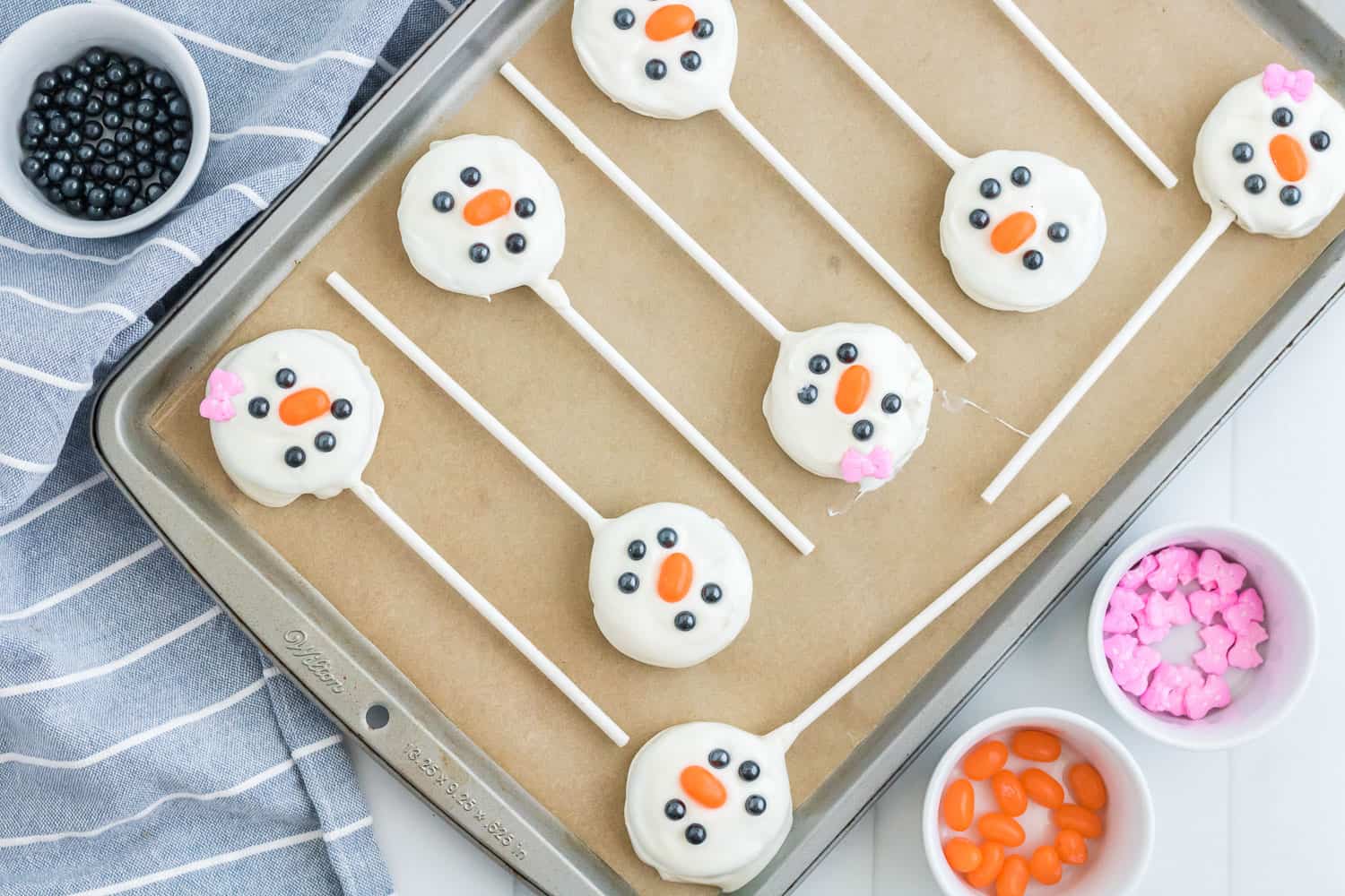 Decorated oreo snowpeople.