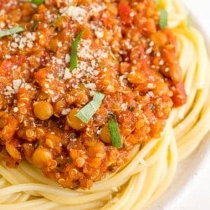 Spaghetti with vegan sauce.