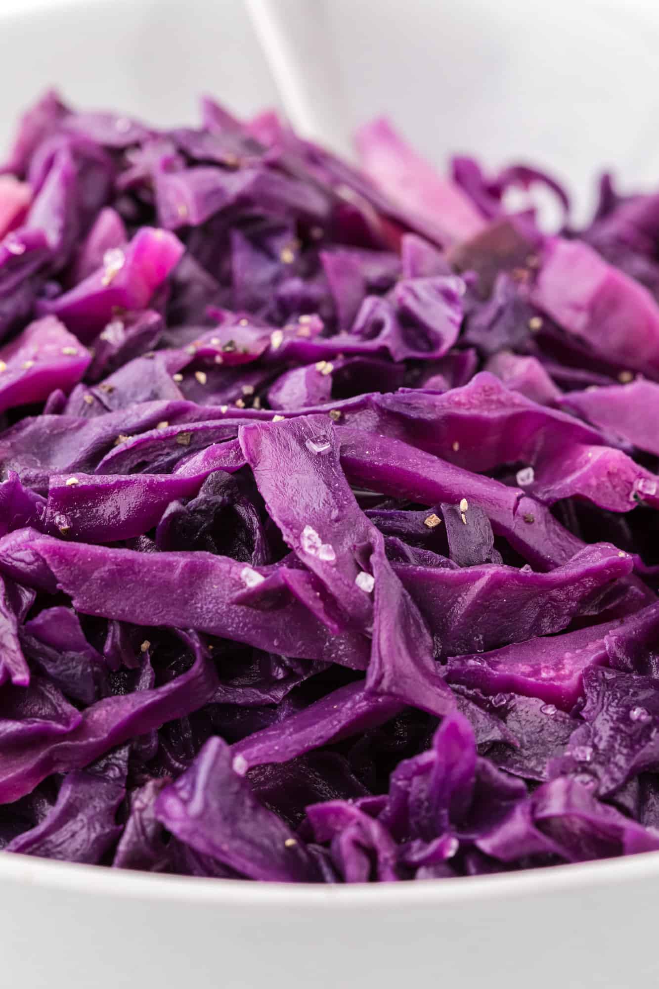 German red cabbage in a bowl.