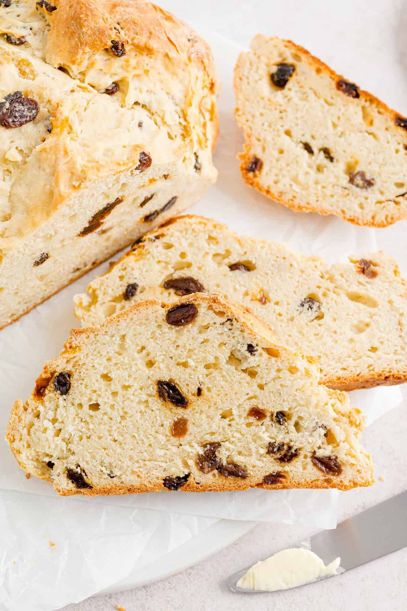 Sliced bread with raisins.