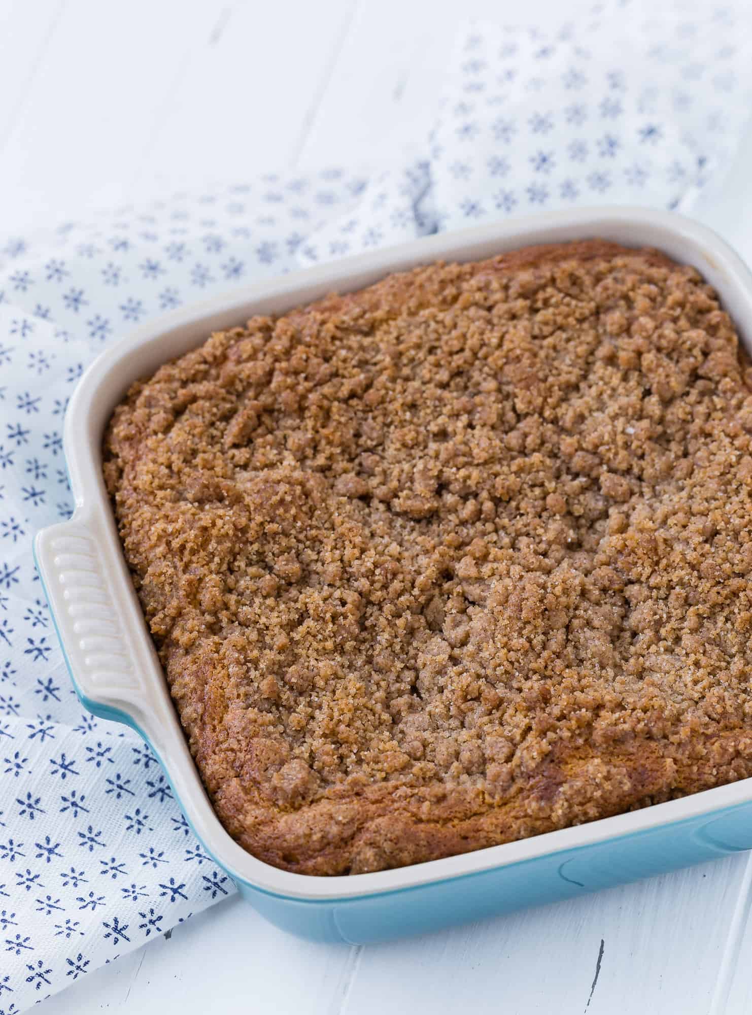 Square cake with streusel.