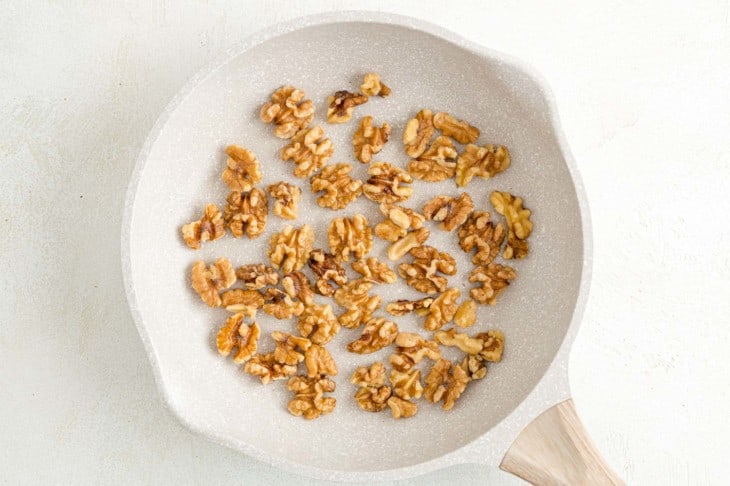 How To Toast Walnuts - three methods!