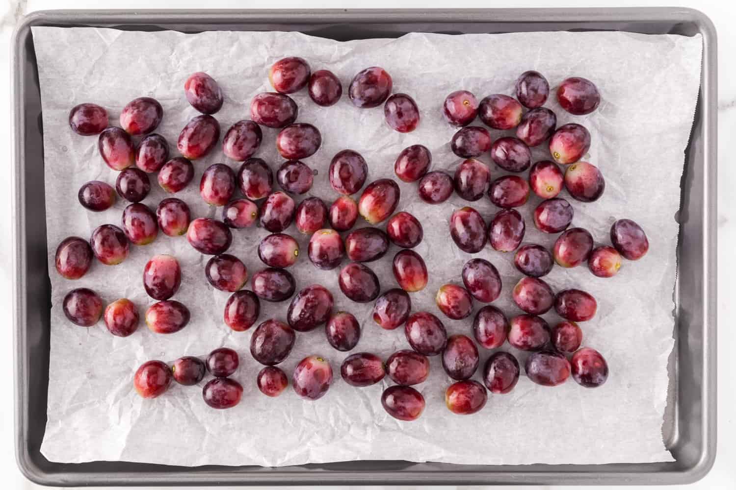 Grapes before roasting.