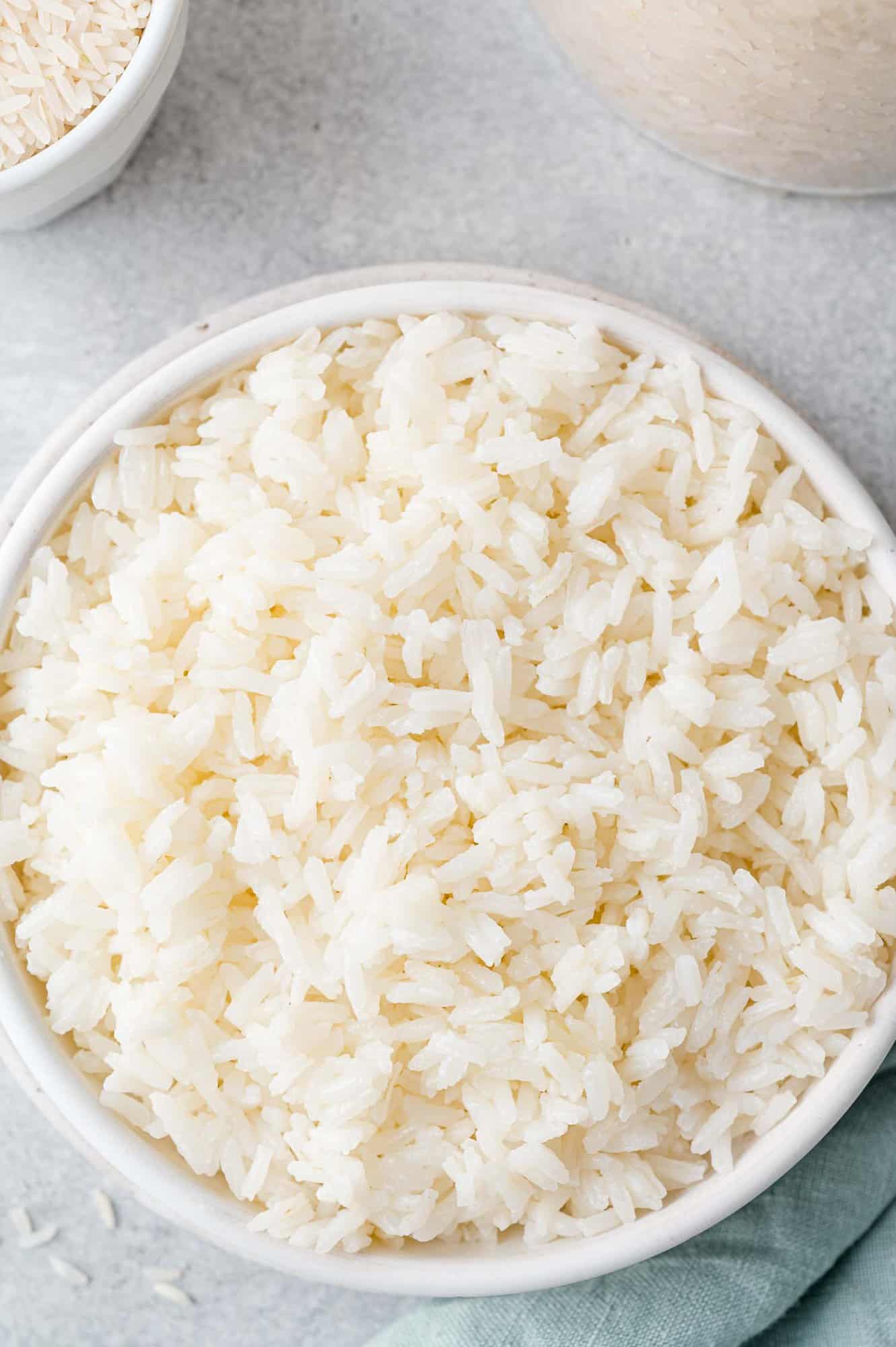 Jasmine rice in a large white bowl.