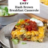 Hash brown breakfast casserole Pinterest graphic with text and photos.