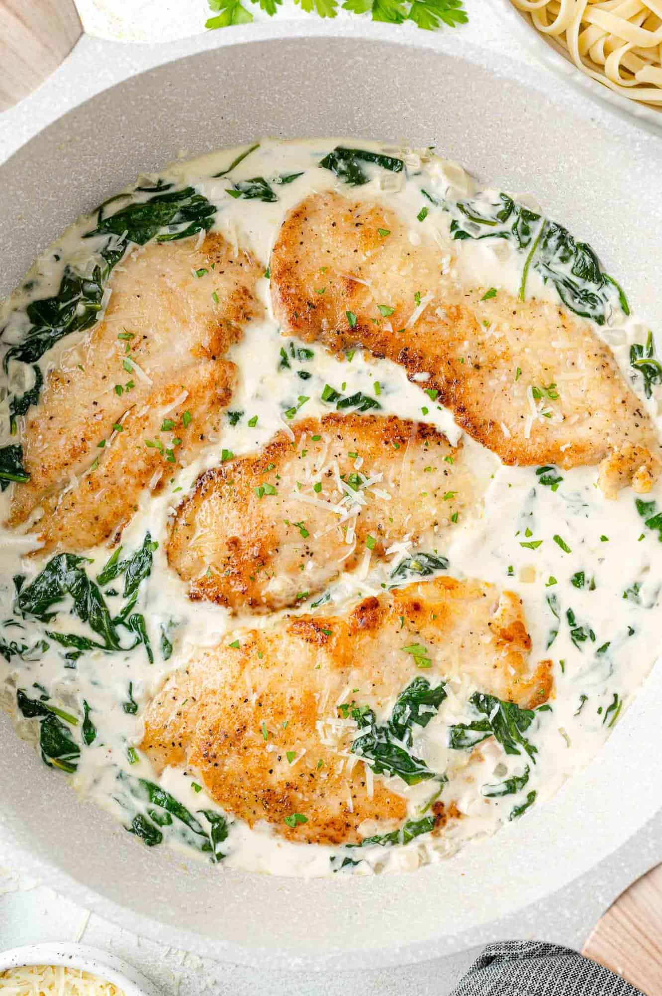Chicken added back to Florentine sauce.