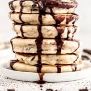 Oreo pancakes Pinterest graphic with text and photos.